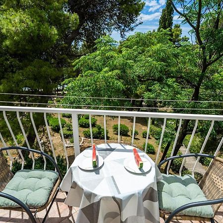 Apartment & Rooms Papa 米利尼 外观 照片